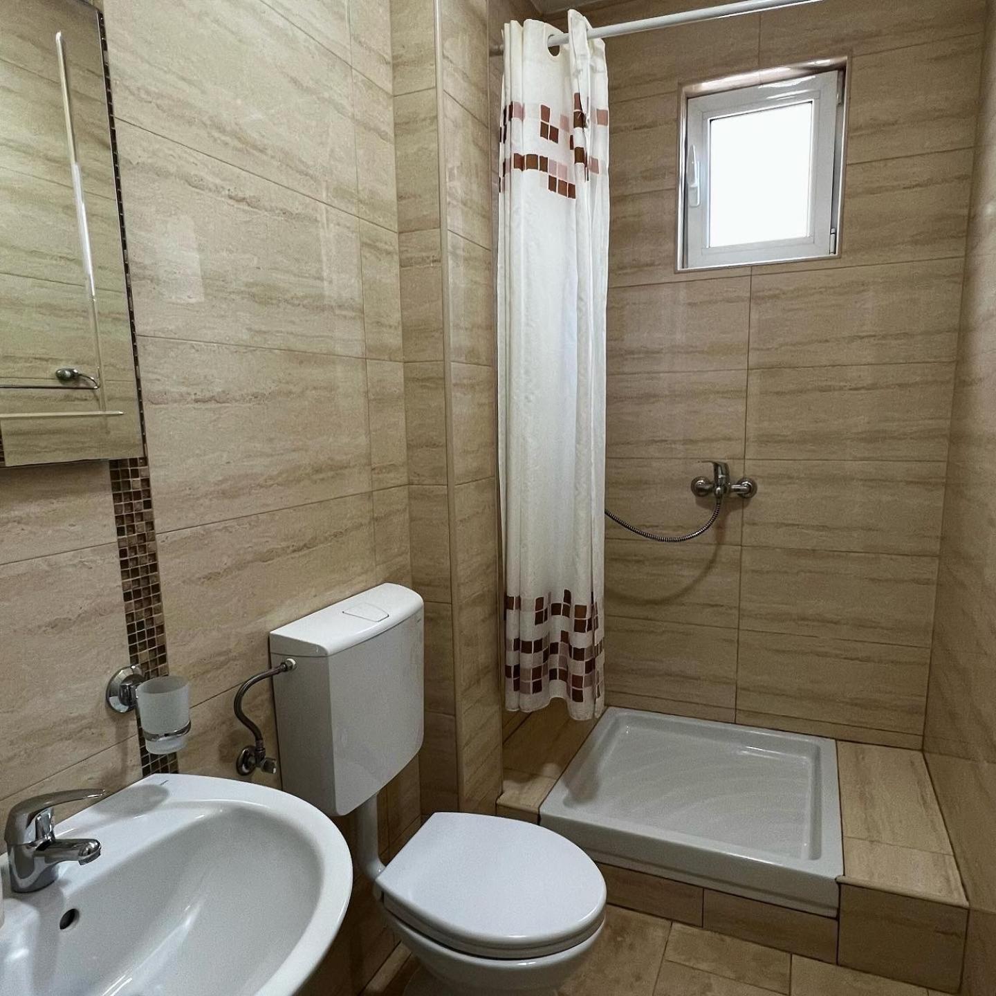 Apartmani Luksic ストモレ エクステリア 写真